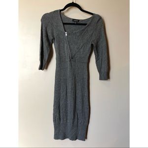 XS BEBE ZIPPER SHORT SLEEVE SWEATER DRESS BODYCON